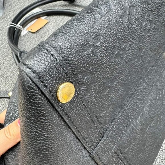 100%  Authentic Louis Vuitton Marais MM Empreinte Shoulder Bag - Picture 8 of 11